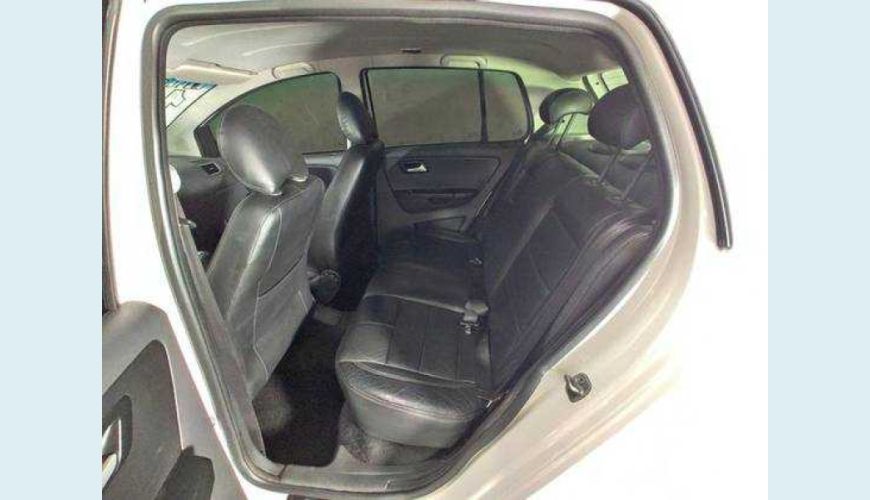 VOLKSWAGEN FOX 1.0 TEC FLEX 4P - BRANCO - 2014 Foto 6 (Grande)