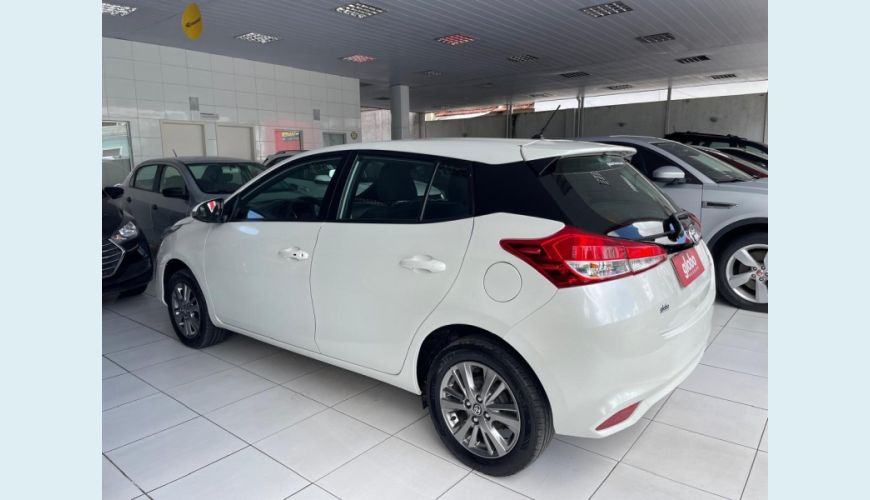 TOYOTA YARIS 1.5 16V FLEX XL PLUS CONNECT MULTIDRIVE - BRANCO - 2020 Foto 6 (Grande)