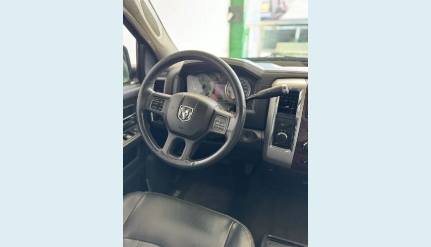 DODGE RAM 6.7 2500 LARAMIE 4X4 CD I6 TURBO DIESEL 4P AUT. - CINZA - 2012 Foto 6 (Grande)