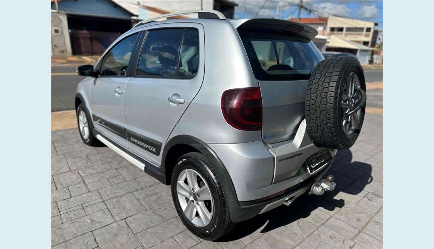 VOLKSWAGEN CROSSFOX 1.6 MI 8V FLEX 4P MANUAL - N/D - 2011 Foto 6 (Grande)