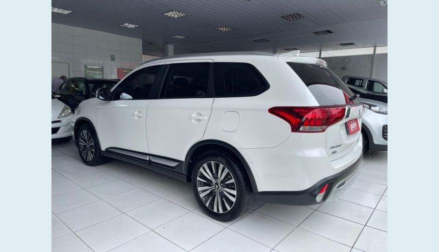 MITSUBISHI OUTLANDER 2.0 MIVEC HPE AUT. - BRANCO - 2019 Foto 6 (Grande)