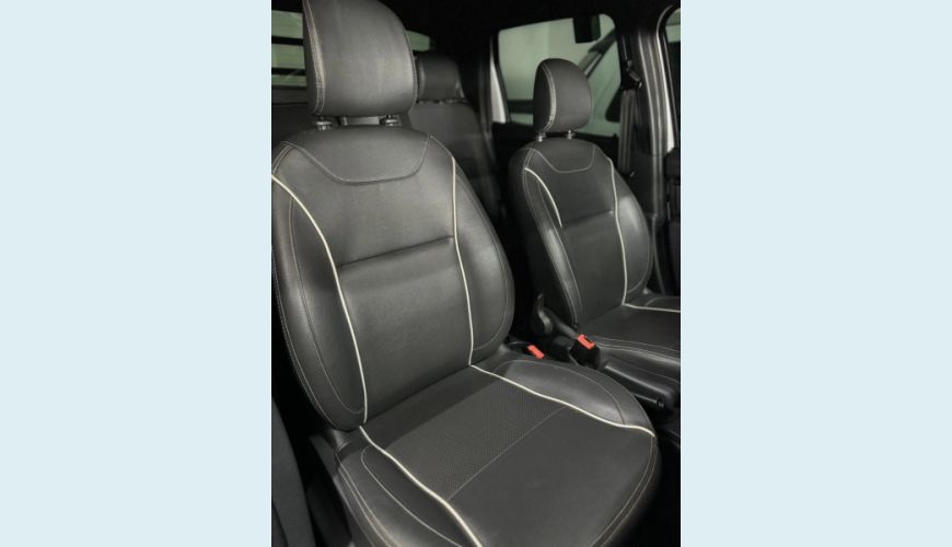 RENAULT DUSTER OROCH 1.6 16V SCE FLEX DYNAMIQUE MANUAL - BRANCO - 2022 Foto 6 (Grande)