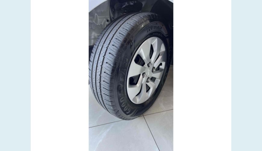 CHEVROLET ONIX 1.0 MPFI JOY 8V FLEX 4P MANUAL - N/D - 2019 Foto 6 (Grande)