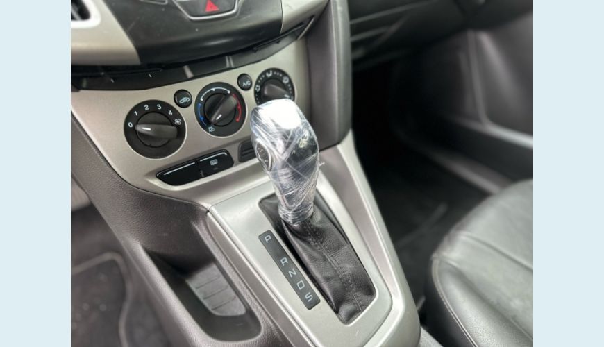 FORD FOCUS 1.6 SE 16V FLEX 4P POWERSHIFT - N/D - 2015 Foto 6 (Grande)
