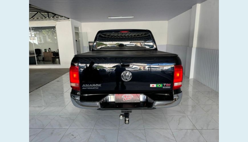 VOLKSWAGEN AMAROK 2.0 HIGHLINE 4X4 CD 16V TURBO INTERCOOLER DIESEL 4P AUT. - PRETO - 2015 Foto 6 (Grande)