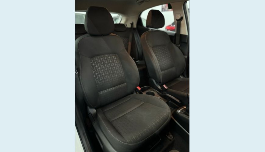 HYUNDAI HB 20 1.0 12V FLEX COMFORT MANUAL - BRANCO - 2023 Foto 6 (Grande)