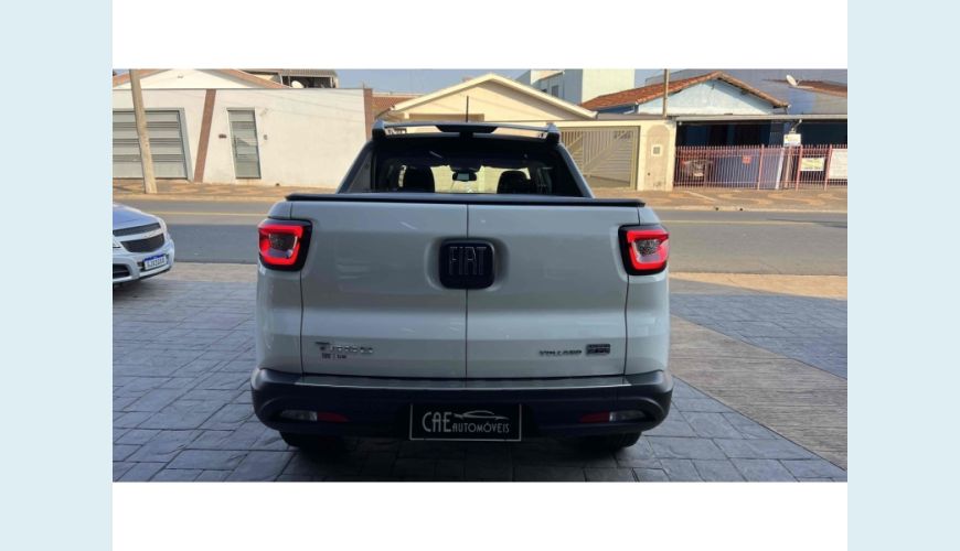 FIAT TORO 1.3 TURBO 270 FLEX VOLCANO AT6 - N/D - 2022 Foto 6 (Grande)