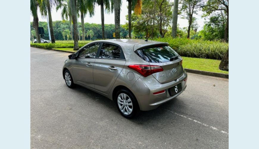 HYUNDAI HB 20 1.0 COMFORT 12V FLEX 4P MANUAL - N/D - 2018 Foto 6 (Grande)