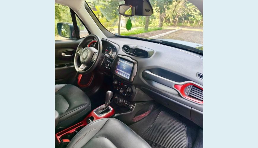 JEEP RENEGADE TRAILHAWK 2.0 4X4 DIESEL - PRETO - 2021 Foto 6 (Grande)