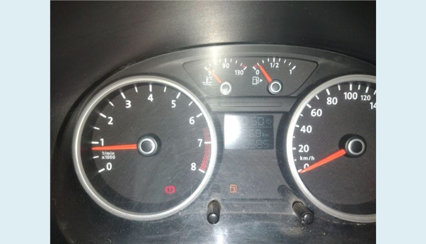 VOLKSWAGEN SAVEIRO - BRANCO - 2011 Foto 6 (Grande)