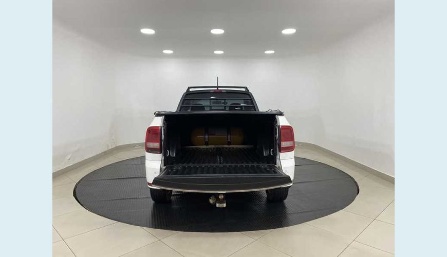 VOLKSWAGEN SAVEIRO ROBUST 1.6 MSI CS FLEX - BRANCO - 2018 Foto 6 (Grande)