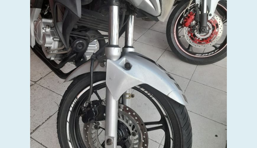 HONDA CB 300R/ 300R FLEX - PRATA - 2010 Foto 6 (Grande)