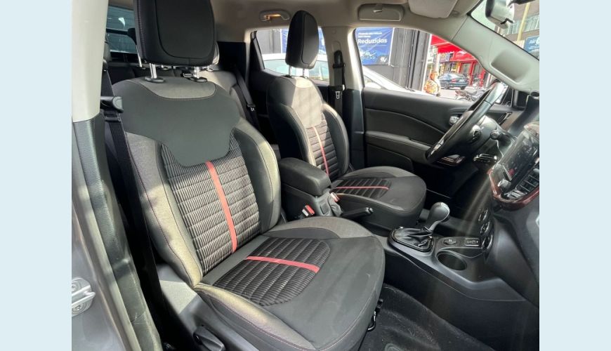 FIAT TORO FREEDOM 1.8 16V FLEX AUT. - CINZA - 2021 Foto 6 (Grande)