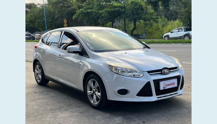 FORD FOCUS 1.6 S/SE/SE PLUS FLEX 8V/16V 5P - BRANCO - 2015 Foto 6 (Grande)