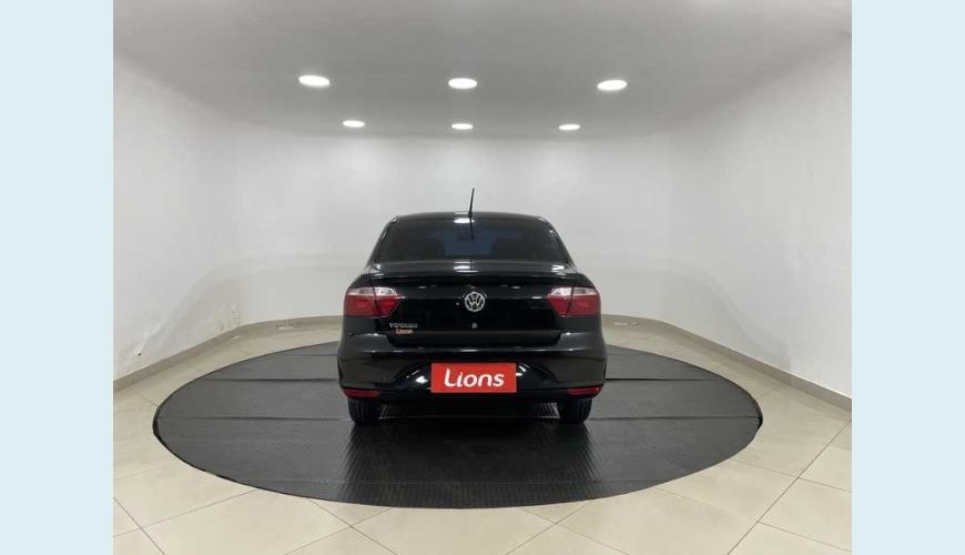 VOLKSWAGEN VOYAGE (G6) 1.0 TEC TOTAL FLEX - PRETO - 2013 Foto 6 (Grande)