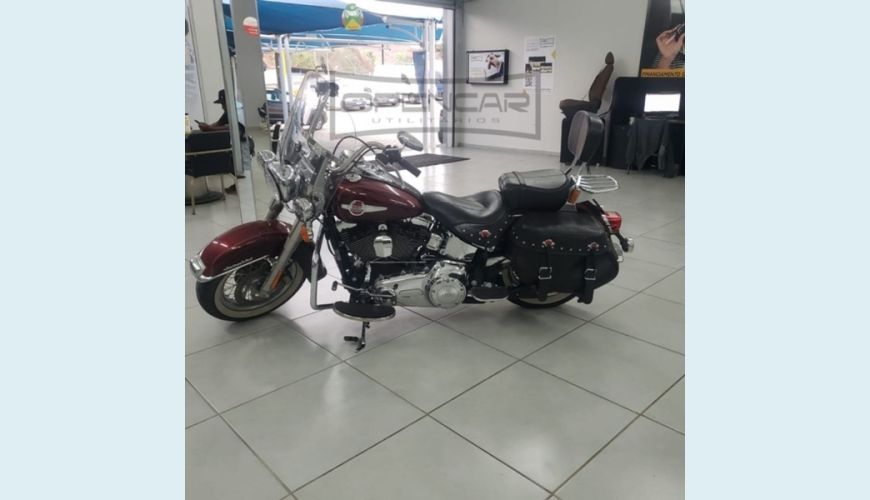 HARLEY-DAVIDSON SOFTAIL HERITAGE CLASSIC - VINHO - 2016 Foto 6 (Grande)