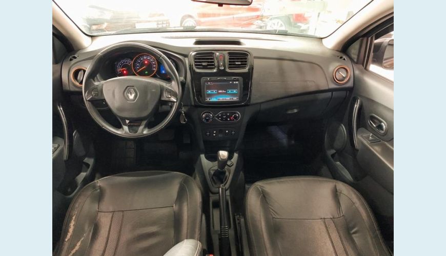 RENAULT SANDERO STEP 16R - PRETO - 2016 Foto 6 (Grande)