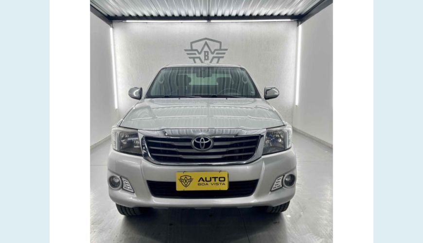 TOYOTA HILUX - PRATA - 2013 Foto 6 (Grande)