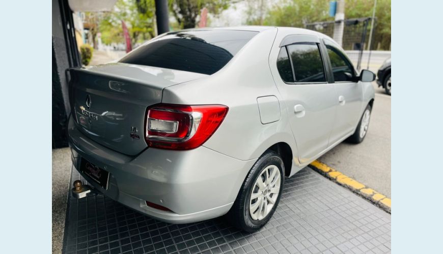 RENAULT LOGAN EXPRES. EASYR HI-FLEX 1.6 8V - PRATA - 2017 Foto 6 (Grande)