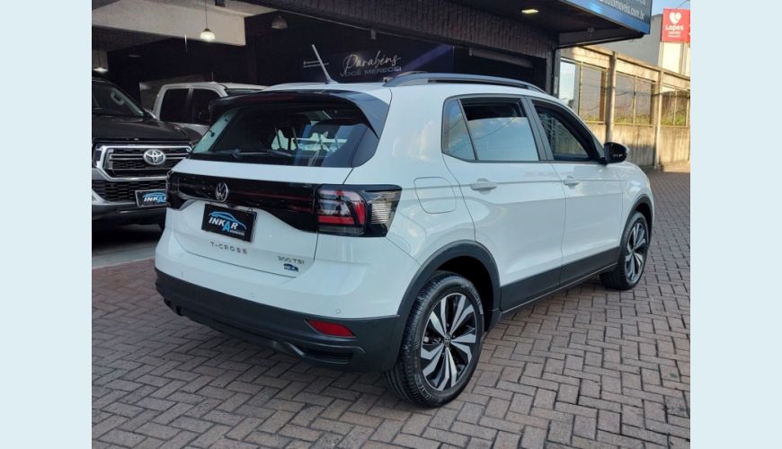 VOLKSWAGEN T-CROSS - BRANCO - 2024 Foto 6 (Grande)