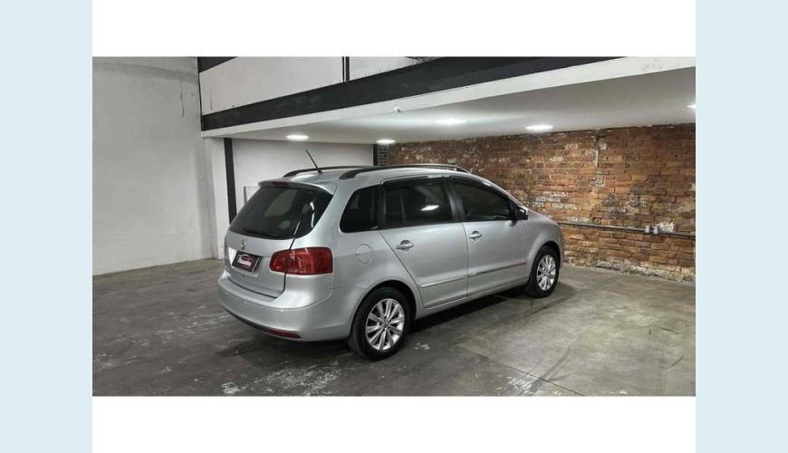 VOLKSWAGEN SPACEFOX SPORTLINE 1.6 8V FLEX - BRANCO - 2011 Foto 6 (Grande)