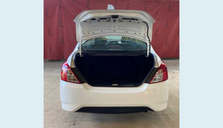 NISSAN VERSA 1.0 12V V-DRIVE FLEX - BRANCO - 2021 Foto 6 (Grande)