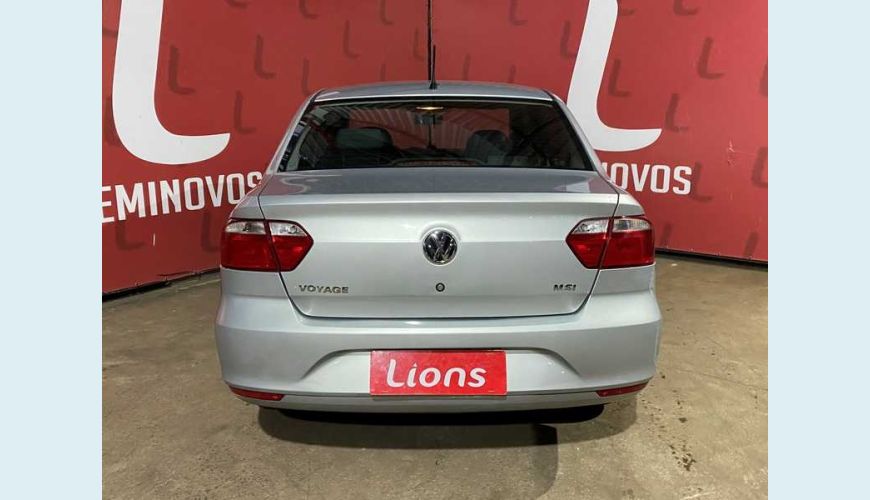 VOLKSWAGEN VOYAGE 1.6 TRENDLINE FLEX - PRATA - 2018 Foto 6 (Grande)