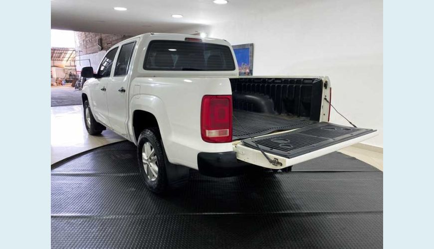 VOLKSWAGEN AMAROK 2.0 SE 4X4 TDI CD - BRANCO - 2019 Foto 6 (Grande)
