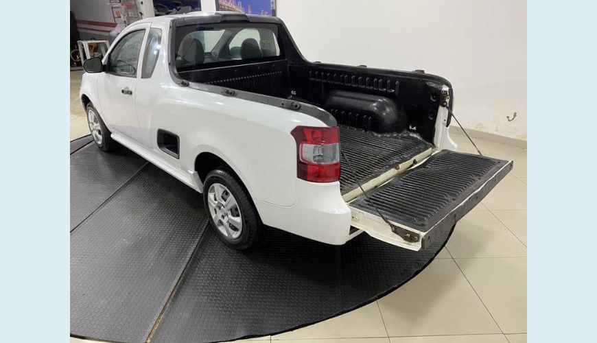 CHEVROLET MONTANA LS 1.4 FLEX - BRANCO - 2019 Foto 6 (Grande)