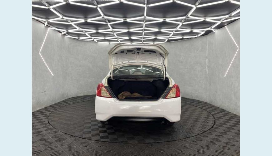 NISSAN VERSA V-DRIVE 1.0 DRIVE FLEX - BRANCO - 2021 Foto 6 (Grande)