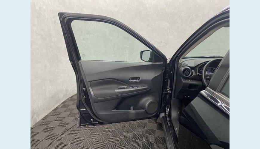NISSAN KICKS SENSE 1.6 FLEX AUT. - PRETO - 2022 Foto 6 (Grande)