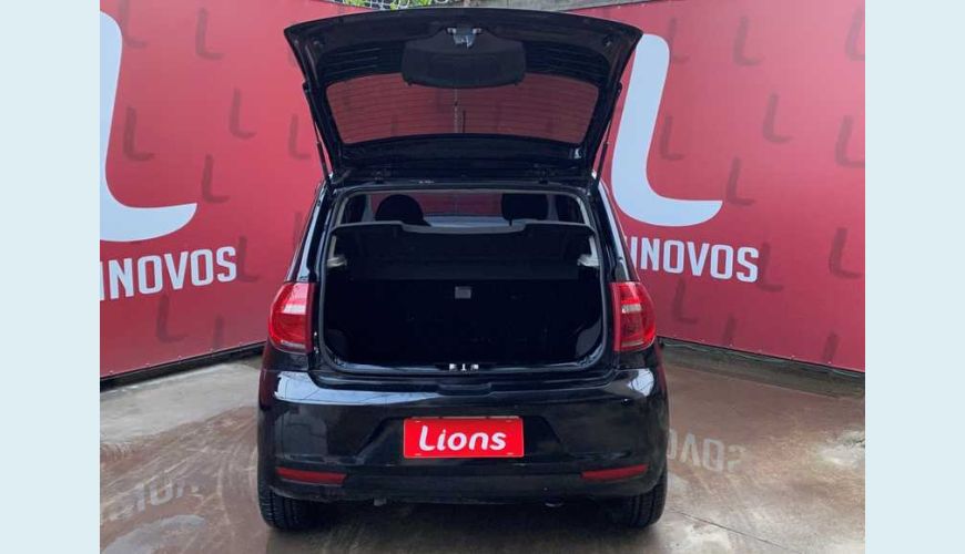 VOLKSWAGEN FOX 1.0 VHT FLEX 4P - PRETO - 2012 Foto 6 (Grande)