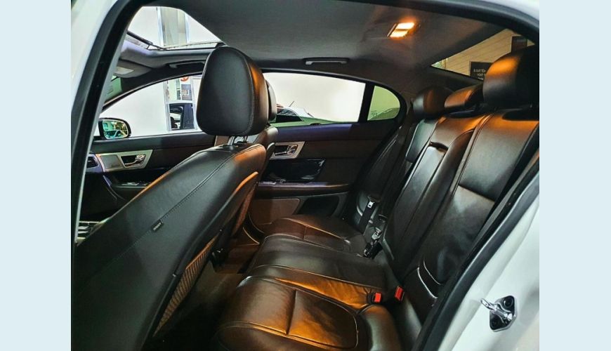 JAGUAR XF 2.0 PLUXURY - BRANCO - 2015 Foto 6 (Grande)