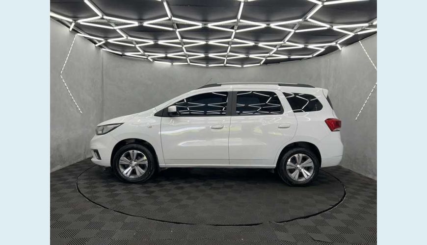 CHEVROLET SPIN PREMIER 1.8 (AUT.) - BRANCO - 2023 Foto 6 (Grande)
