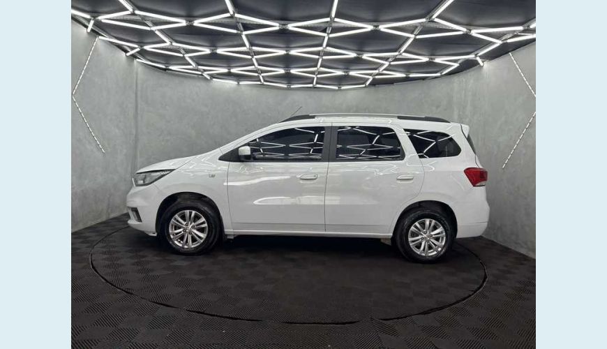 CHEVROLET SPIN PREMIER 1.8 (AUT.) - BRANCO - 2023 Foto 6 (Grande)