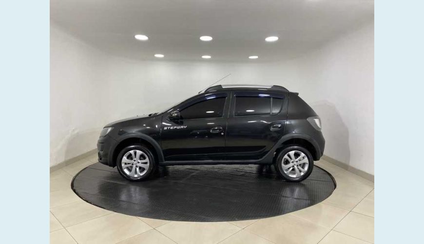 RENAULT SANDERO STEPWAY 1.6 8V FLEX - PRETO - 2017 Foto 6 (Grande)