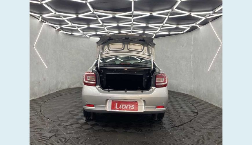 RENAULT LOGAN ZEN 1.0 12V SCE FLEX - PRATA - 2020 Foto 6 (Grande)