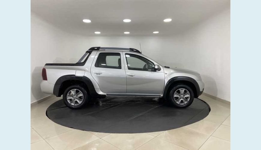RENAULT DUSTER OROCH 2.0 16V DYNAMIQUE AUT. FLEX - PRATA - 2020 Foto 6 (Grande)