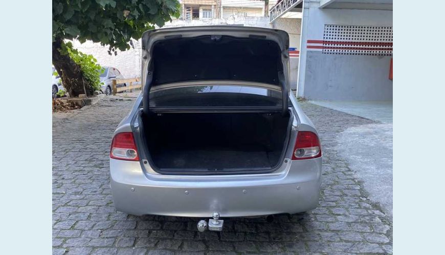 HONDA CIVIC NEW LXL 1.8 16V I-VTEC FLEX - PRATA - 2011 Foto 6 (Grande)