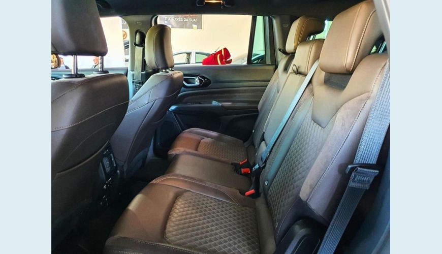 JEEP COMMANDER OVERLAND T270 1.3 TB FLEX AUT - DOURADO - 2022 Foto 6 (Grande)