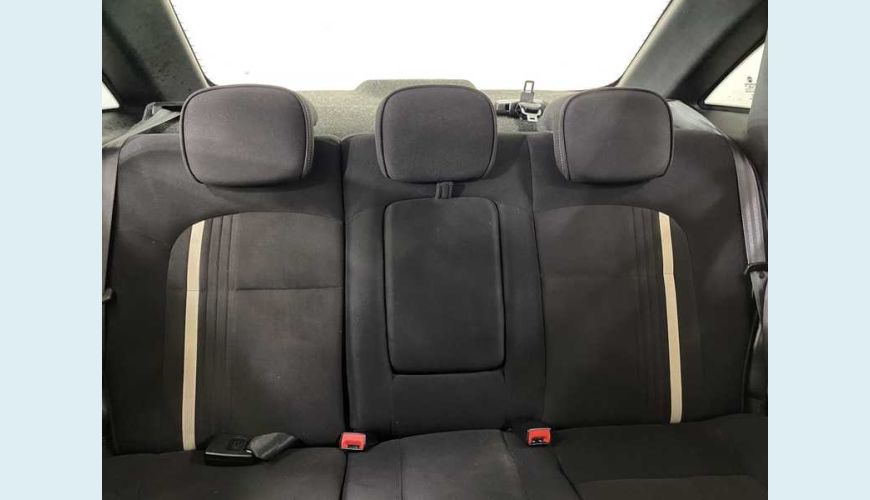 FIAT LINEA ESSENCE 1.8 16V FLEX - PRATA - 2015 Foto 6 (Grande)