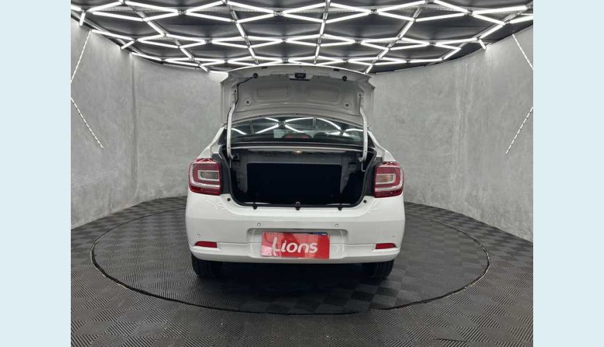 RENAULT LOGAN ZEN 1.0 12V SCE FLEX - BRANCO - 2023 Foto 6 (Grande)