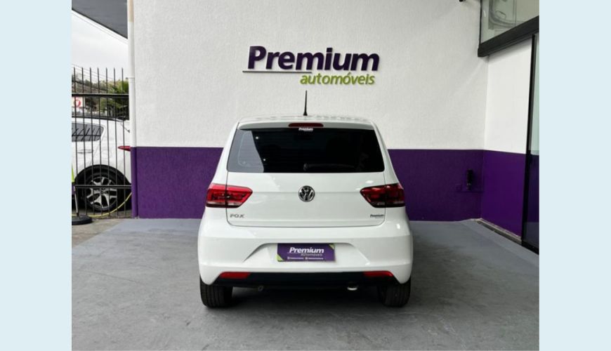VOLKSWAGEN FOX - BRANCO - 2021 Foto 6 (Grande)
