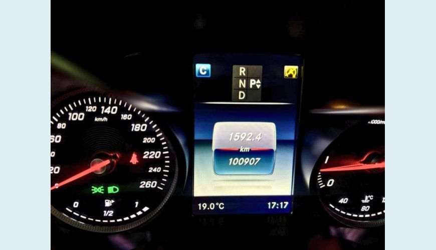 MERCEDES-BENZ C200 AMG LINE - BRANCO - 2016 Foto 6 (Grande)