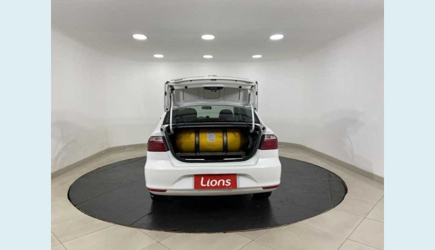 VOLKSWAGEN VOYAGE 1.6 MSI 8V FLEX - BRANCO - 2020 Foto 6 (Grande)