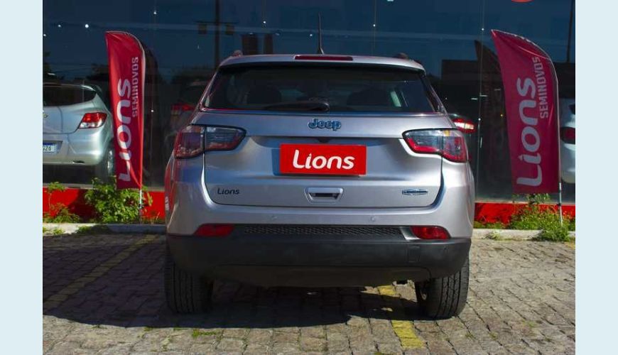 JEEP COMPASS 2.0 LONGITUDE 4X2 AUT. FLEX - PRATA - 2019 Foto 6 (Grande)