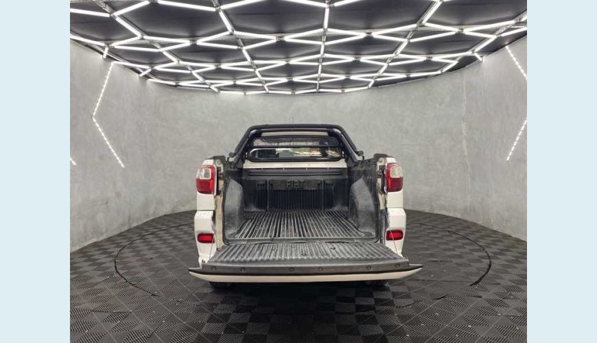 FIAT STRADA HARD WORKING 1.4 FLEX CS - BRANCO - 2020 Foto 6 (Grande)