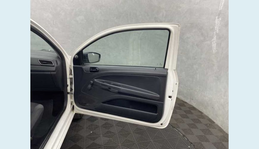 VOLKSWAGEN SAVEIRO ROBUST 1.6 MSI CS FLEX - BRANCO - 2020 Foto 6 (Grande)