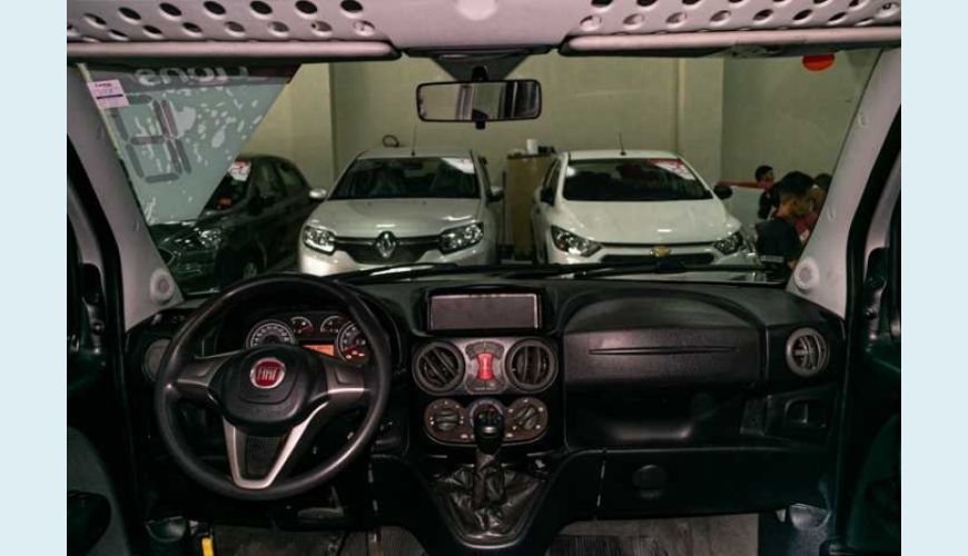 FIAT DOBLO ESSENCE 1.8 16V FLEX - PRATA - 2016 Foto 6 (Grande)