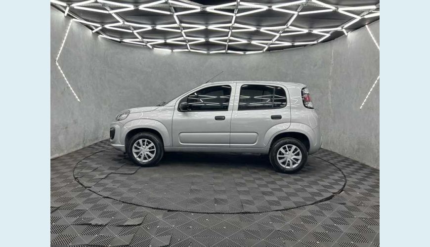 FIAT UNO ATTRACTIVE 1.0 - PRATA - 2021 Foto 6 (Grande)